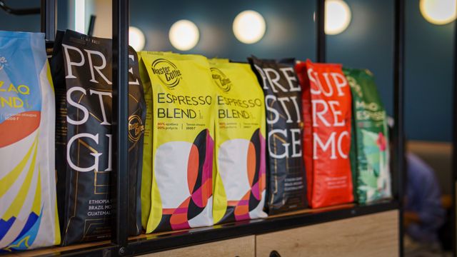 clockster – kunci sukses manajemen staf di jaringan Specialty Coffee ternama, Master Coffee